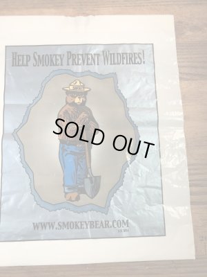 企業キャラクターのスモーキーベアの90’s〜ヴィンテージの袋