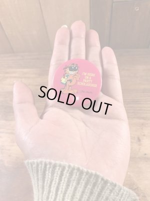 ガーフィールドの金属製のビンテージ缶バッジ