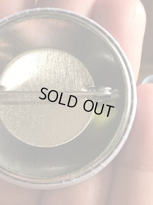 ガーフィールドの金属製のヴィンテージ缶バッチ