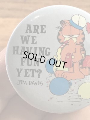 ガーフィールドの金属製のヴィンテージ缶バッチ