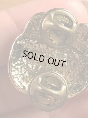 Paws社製のガーフィールドの90年代ビンテージピンバッジ