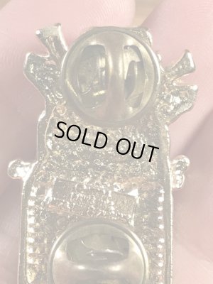 Paws社製のガーフィールドの90年代ビンテージピンバッジ