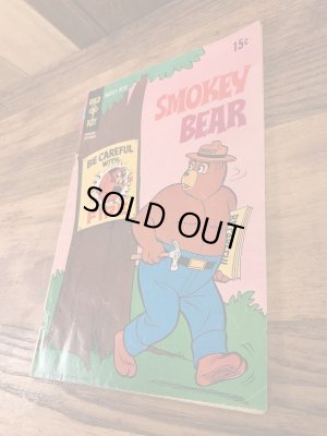 アドバタイジングキャラクターのスモーキーザベアの70年代ビンテージコミックブック
