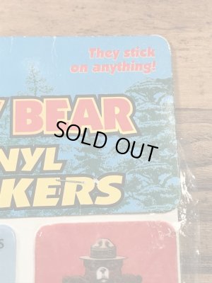 企業キャラクターのスモーキーベアの80’s〜ヴィンテージステッカーシート