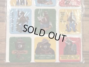 企業キャラクターのスモーキーベアの80’s〜ヴィンテージステッカーシート