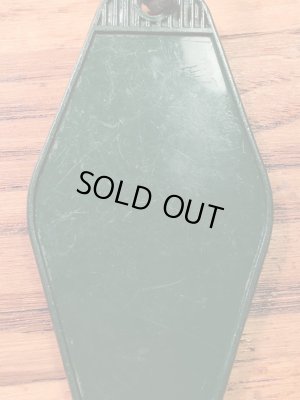 アメリカのモーテル「HOLIDAY INNホリデイイン」のルームキーで使用されていた60〜70年代ビンテージモーテルキー