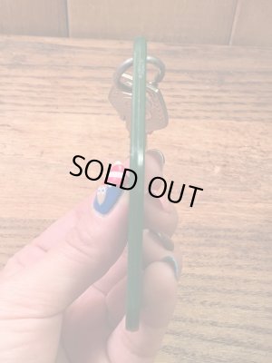 アメリカのモーテル「HOLIDAY INNホリデイイン」のルームキーで使用されていた60〜70年代ビンテージモーテルキー