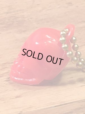 ガムボールマシンのスカルのヴィンテージキーホルダー