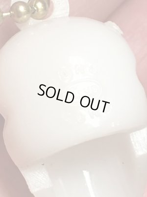 ガムボールマシンのスカルのヴィンテージキーホルダー