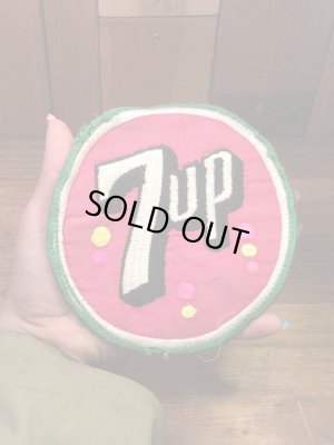 7upの貼付けタイプのヴィンテージ刺繡パッチ