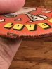 スヌーピーのLove Meと書かれた80年代ビンテージ缶バッジ