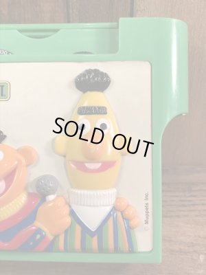 セサミストリートのアーニーとバートの80年代ビンテージラジオ