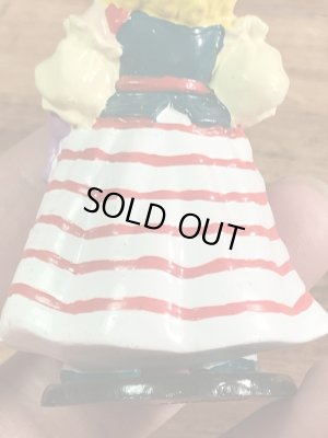 ドレスを着たミスピギーの90’sヴィンテージPVCフィギュア