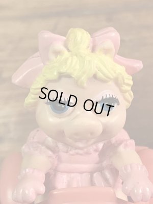 マペットショウのベイビーミスピギーの80年代ビンテージミールトイ