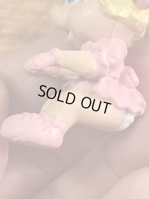 マペットショウのベイビーミスピギーの80年代ビンテージPVCフィギュア