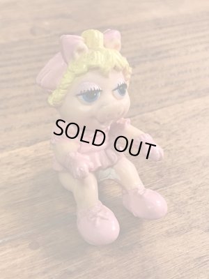 マペットショウのベイビーミスピギーの80年代ビンテージPVCフィギュア