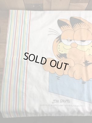 眠たそうなガーフィールドが描かれた70〜80年代ビンテージ枕カバー