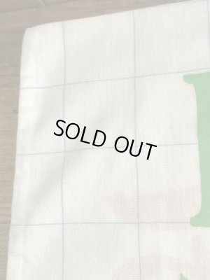 セサミストリートのキャラクターとナンバーが描かれた70’sヴィンテージピローケース