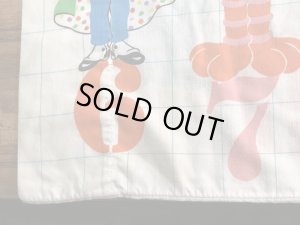 セサミストリートのキャラクターと数字が描かれた70年代ビンテージ枕カバー