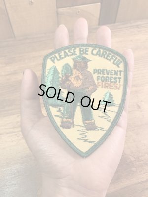 アドバタイジングキャラクターのスモーキーザベアの70’s〜ヴィンテージ刺繡パッチ