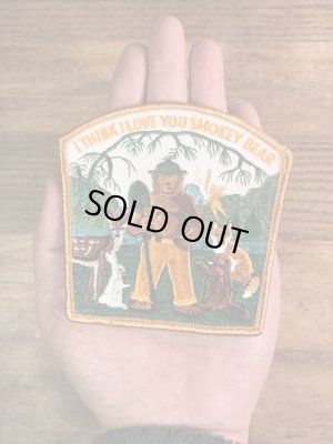 アドバタイジングキャラクターのスモーキーザベアの70’s〜ヴィンテージ刺繡パッチ