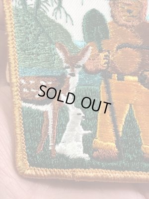 企業キャラクターのスモーキーベアの70年代〜ビンテージ刺繡ワッペン