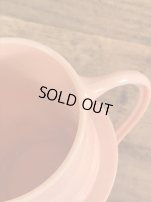 企業キャラクターのミスターピーナッツの60〜70年代ビンテージマグカップ