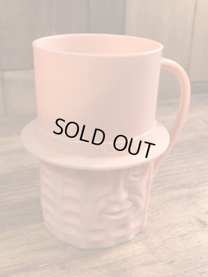 企業キャラクターのミスターピーナッツの60〜70年代ビンテージマグカップ