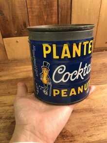 他の写真3: Planters Mr Peanut “Cocktail Peanuts” Tin Can　ミスターピーナッツ　ビンテージ　缶　アドバタイジングキャラクター　70年代
