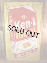 Ken L Ration “Ken L Meal” Metal Sign　ケネルレーション　ビンテージ　看板　アドバタイジングキャラクター　50年代