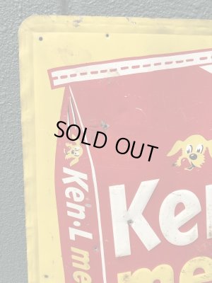 アドバタイジングキャラクターのケンエルレーションの50’sヴィンテージメタルサイン