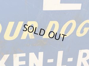 アドバタイジングキャラクターのケンエルレーションの50’sヴィンテージメタルサイン