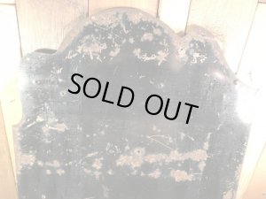 企業キャラクターのケネルレーションの50年代ビンテージ看板