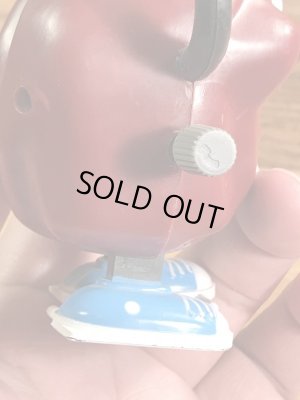 企業キャラクターのカリフォルニアレーズンの80年代ビンテージトコトコ人形