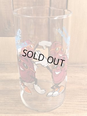 企業キャラクターのカリフォルニアレーズンの80年代ビンテージグラスコップ