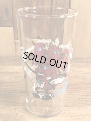 企業キャラクターのカリフォルニアレーズンの80年代ビンテージグラスコップ