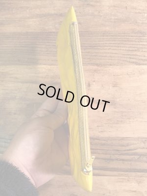 アドバタイジングキャラクターのカリフォルニアレーズンズの80’sヴィンテージペンケース