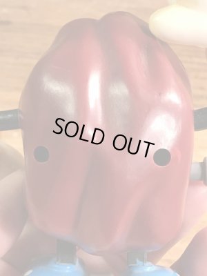 企業キャラクターのカリフォルニアレーズンの80年代ビンテージトコトコ人形