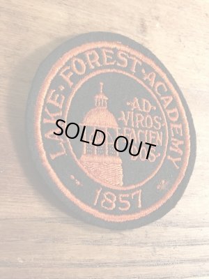 アメリカのイリノイ州レイクフォレストのボーディングスクールの〜70年代ビンテージ刺繡ワッペン