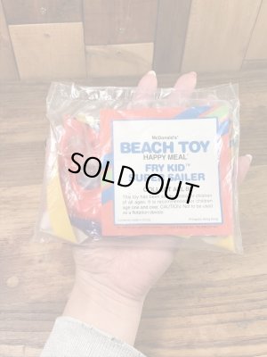 フライキッズのハッピーミールトイの80’sヴィンテージ浮き輪ボート