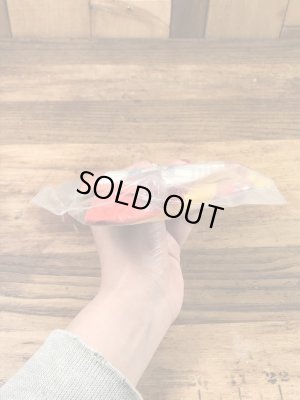 フライキッズのハッピーミールトイの80’sヴィンテージビーチトイ