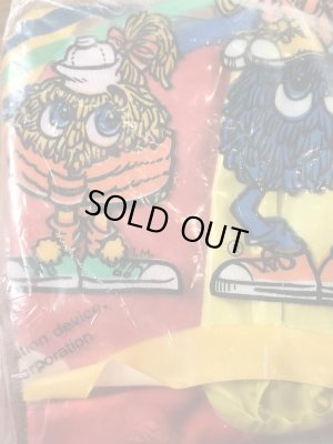 フライキッズのハッピーミールトイの80’sヴィンテージビーチトイ