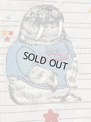 Hallmark社製のシャツテイルズの80’sヴィンテージツインフラットシーツ