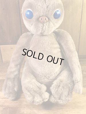 カマー社製のイーティーの80年代ビンテージ縫いぐるみ