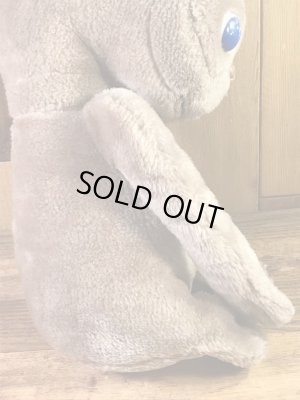 カマー社製のイーティーの80年代ビンテージ縫いぐるみ