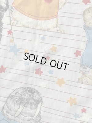 Hallmark社製のシャツテイルズの80’sヴィンテージツインフラットシーツ