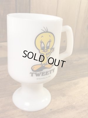 ルーニーテューンズのトゥイーティーの70年代ビンテージミルクガラスマグカップ