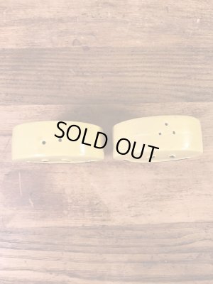 スマイルの陶器製の60年代ビンテージ塩コショウ入れ