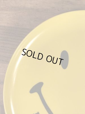 スマイルフェイスと“I Ate The Whole Thing!”のメッセージが書かれた70’sヴィンテージプラスチックプレート