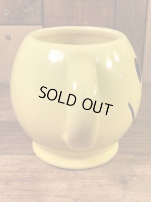 スマイルフェイスのセラミック製の70’sヴィンテージマグカップ